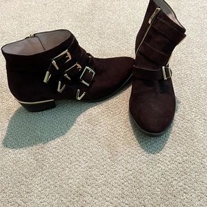 Vince Camuto brown suede side buckle bootie